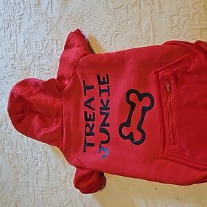 Dog sweatshirt with hood and pocket